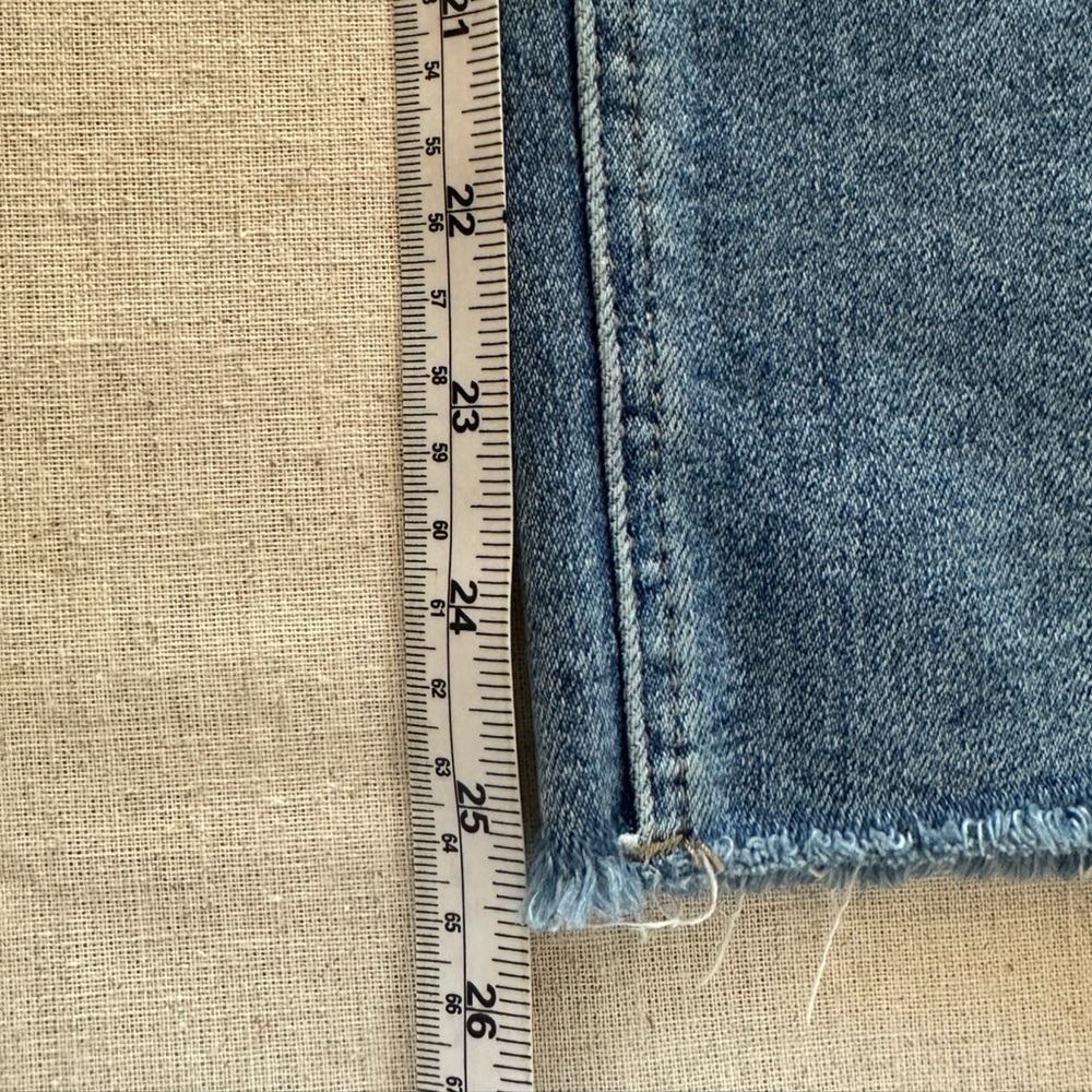 Kut from the Kloth Medium Blue Denim Distressed Button Fly Jeans Size 2 - Picture 10 of 11